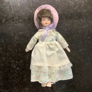 Doll of the Month MARCH 1985 Gift World of Gorham